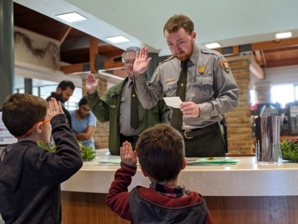 how to become a park ranger