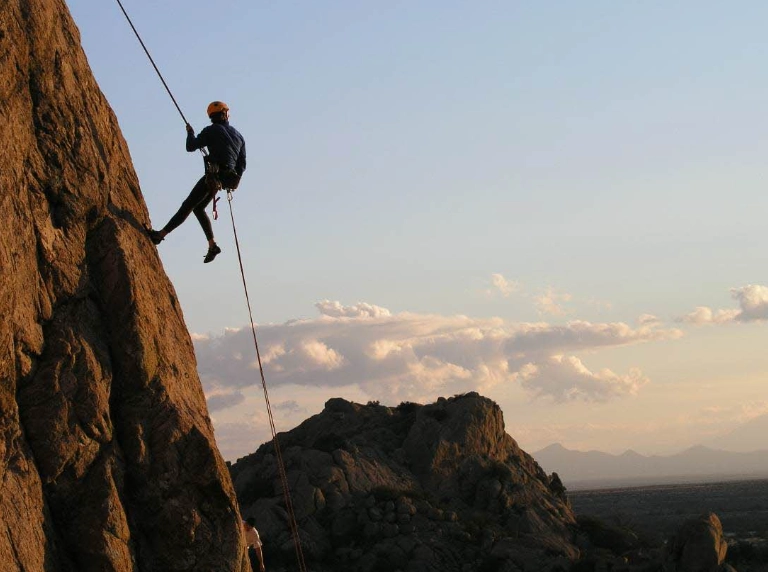 The Ultimate Guide to Rappelling: Safety, Gear, and Techniques