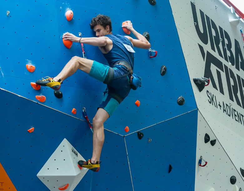 Climbing Training Guide: Build Strength, Technique & Endurance