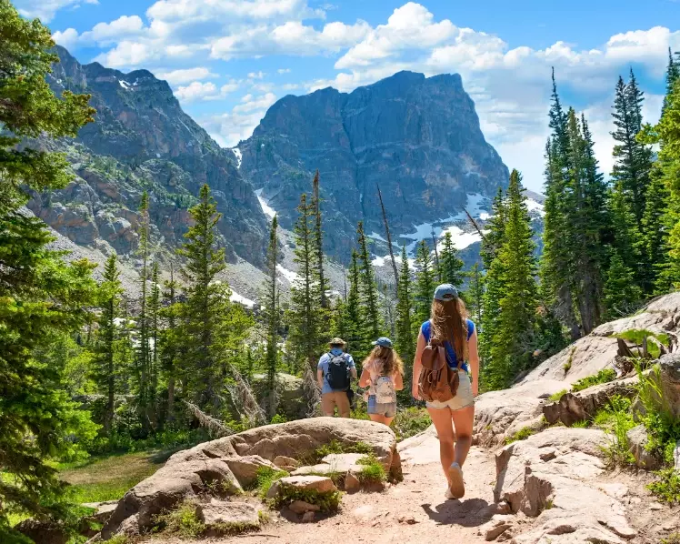 summer hiking trails