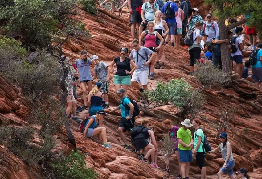 avoid crowds national parks