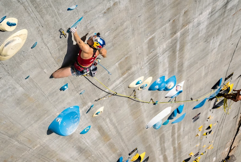 bouldering competition