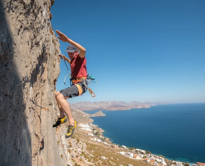 fear of falling climbing