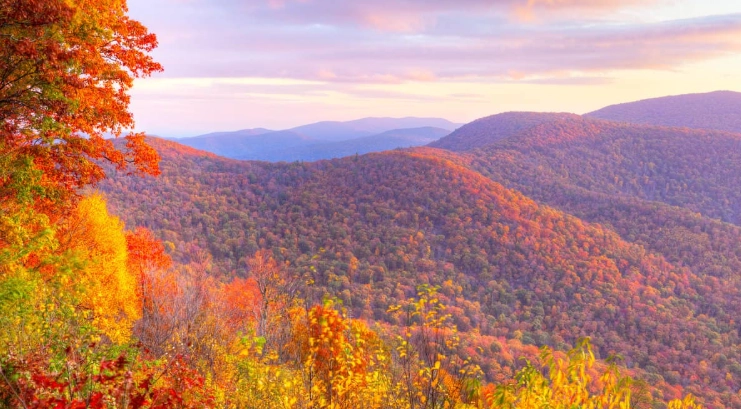when to see fall colors in national parks