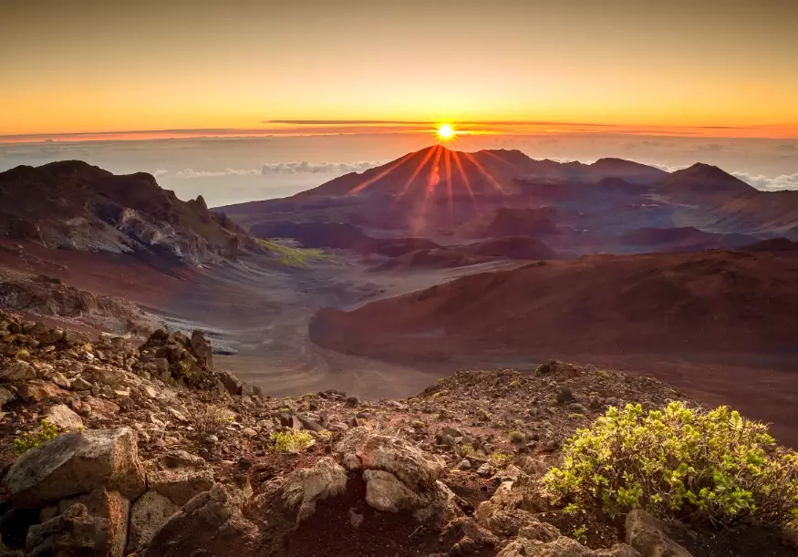National Parks in Hawaii: Your Ultimate Guide to Volcanoes & Haleakalā
