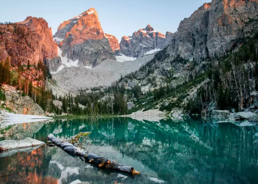 Wyoming national parks guide