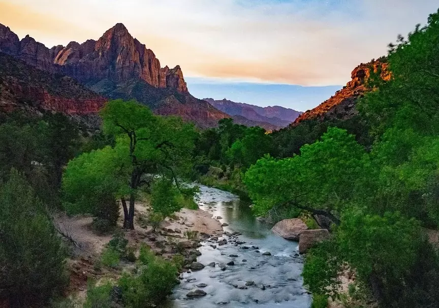 Watchman Trail shuttle Watchman Trail shuttle