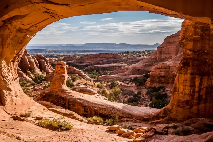 Explore Arches National Park: A Guide to Hiking, Photography & Planning
