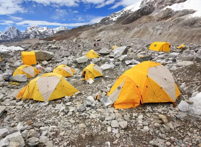 why is Everest so expensive