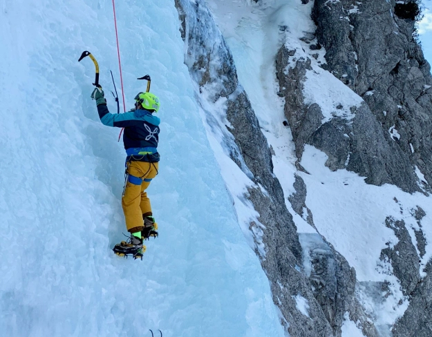 who can ice climb