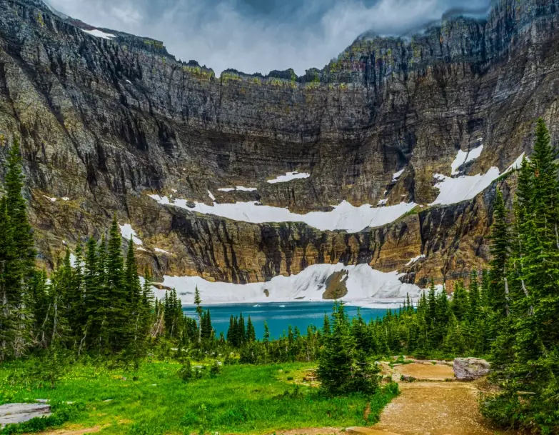 Yellowstone Montana entrance