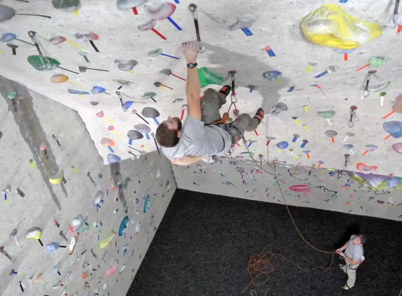 climbing safety rules