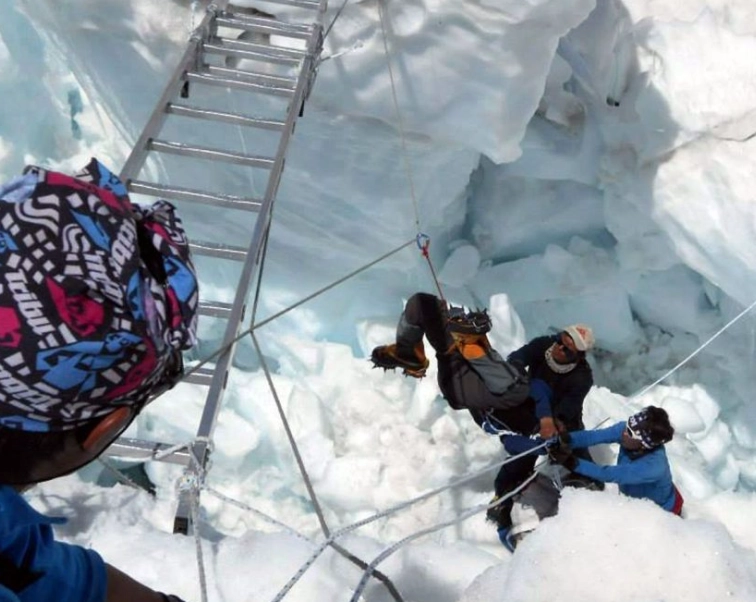 Mountain Climbing Dangers: Avalanches Are the Top Killer