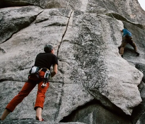 bouldering vs sport climbing bouldering vs sport climbing