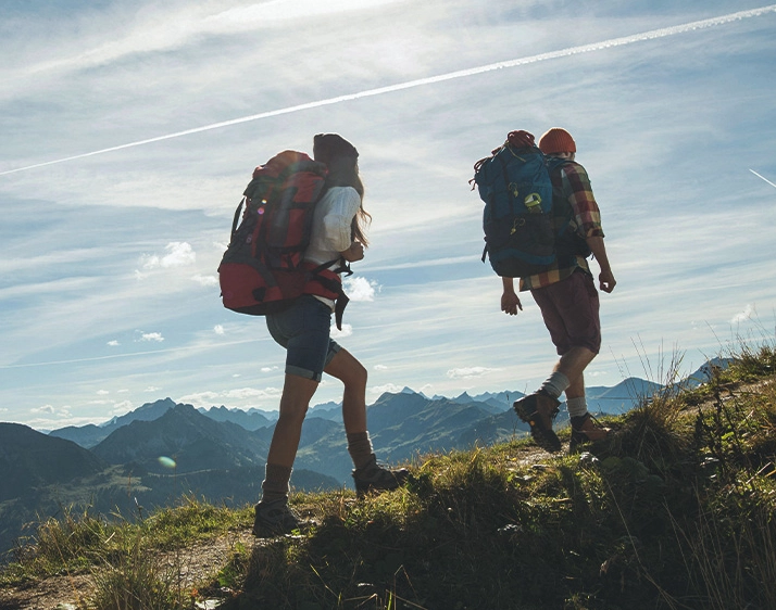 mountain climbing vs hiking mountain climbing vs hiking