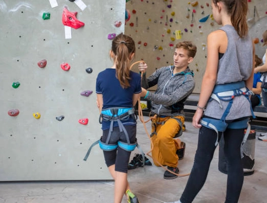 bouldering safety tips