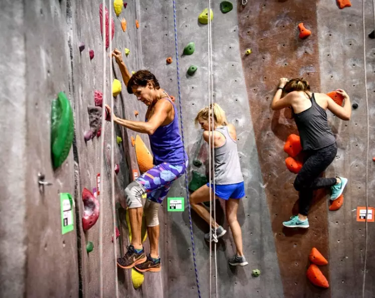 minimize climbing fall injury