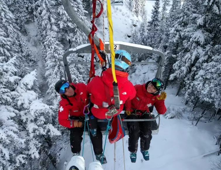 Mountain Safety Training: Essential Guide for Hikers and Climbers
