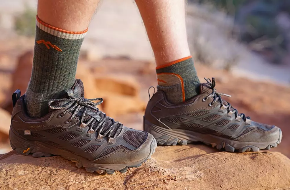 Best Hiking Socks: How to Choose for Comfort & Blister Prevention
