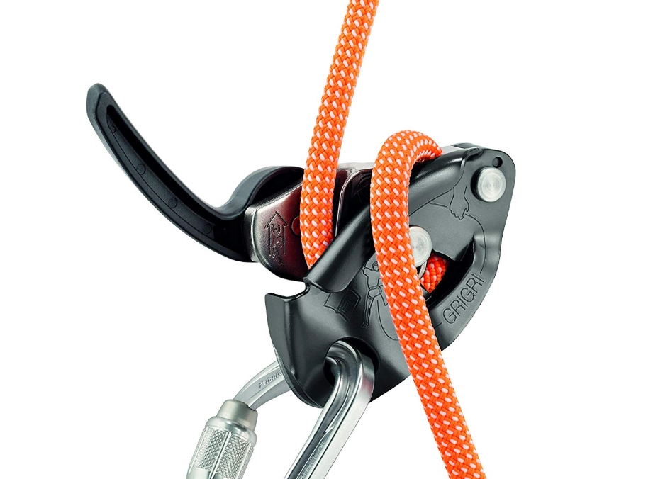 How to Choose and Use a Belay Device: The Ultimate Guide