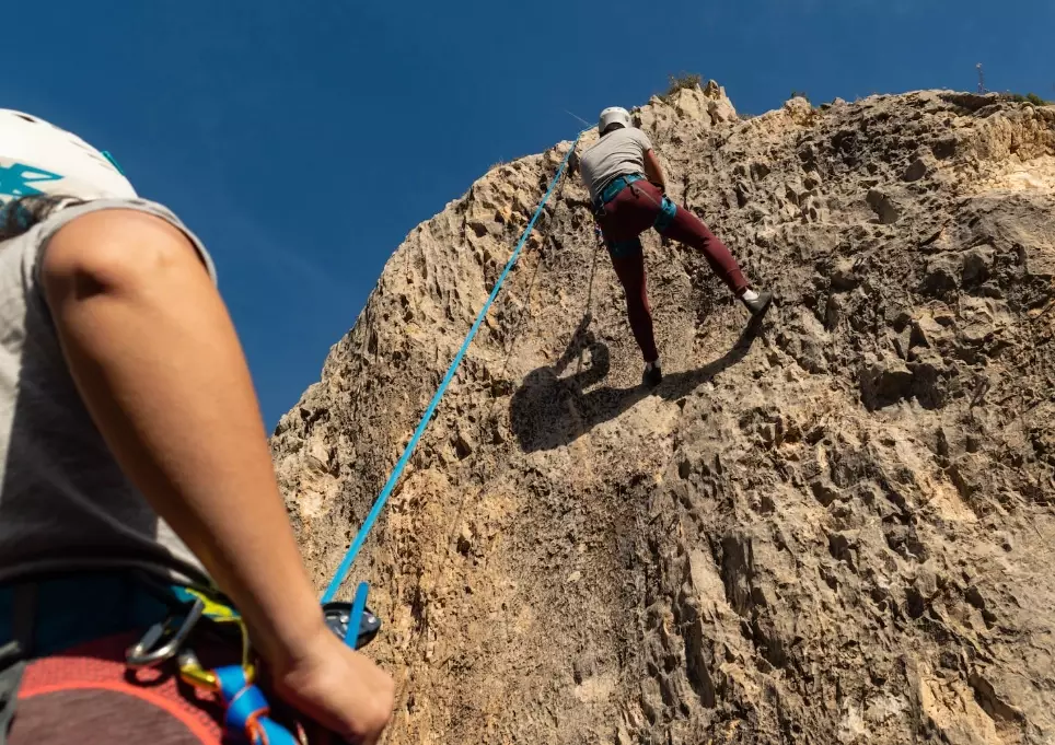 belaying definition belaying definition