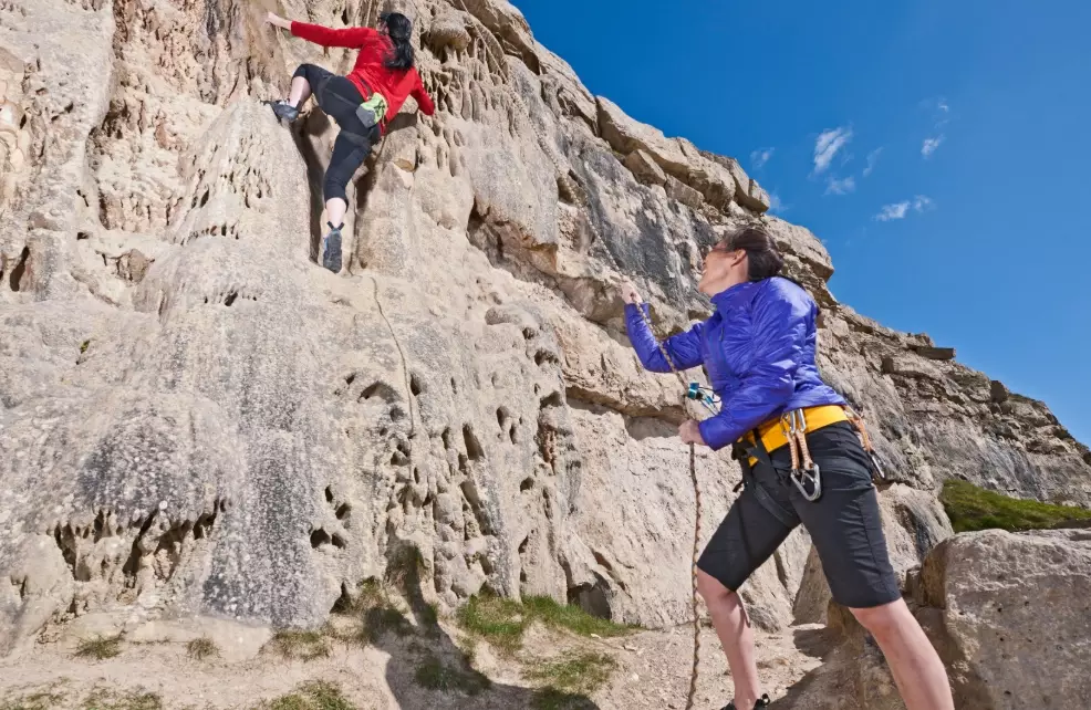 belay meaning climbing belay meaning climbing